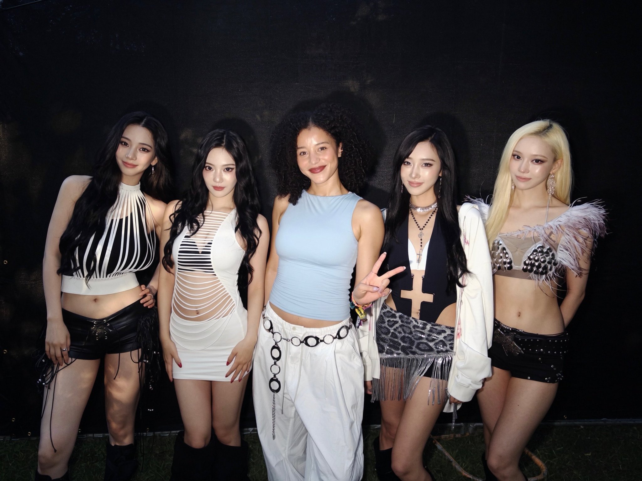 Chase Infiniti 还在芝加哥Lollapalooza跟aespa合照