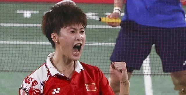 尤杯半决赛：国羽3-0横扫日本，杀进决赛！尤伯杯 国羽女团vs日本国羽 家人们！