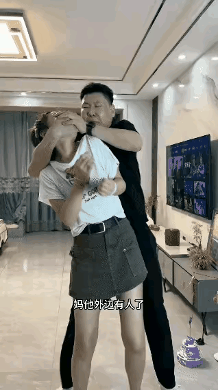 习惯性动作没有了之后，确实是情感疏远的开始