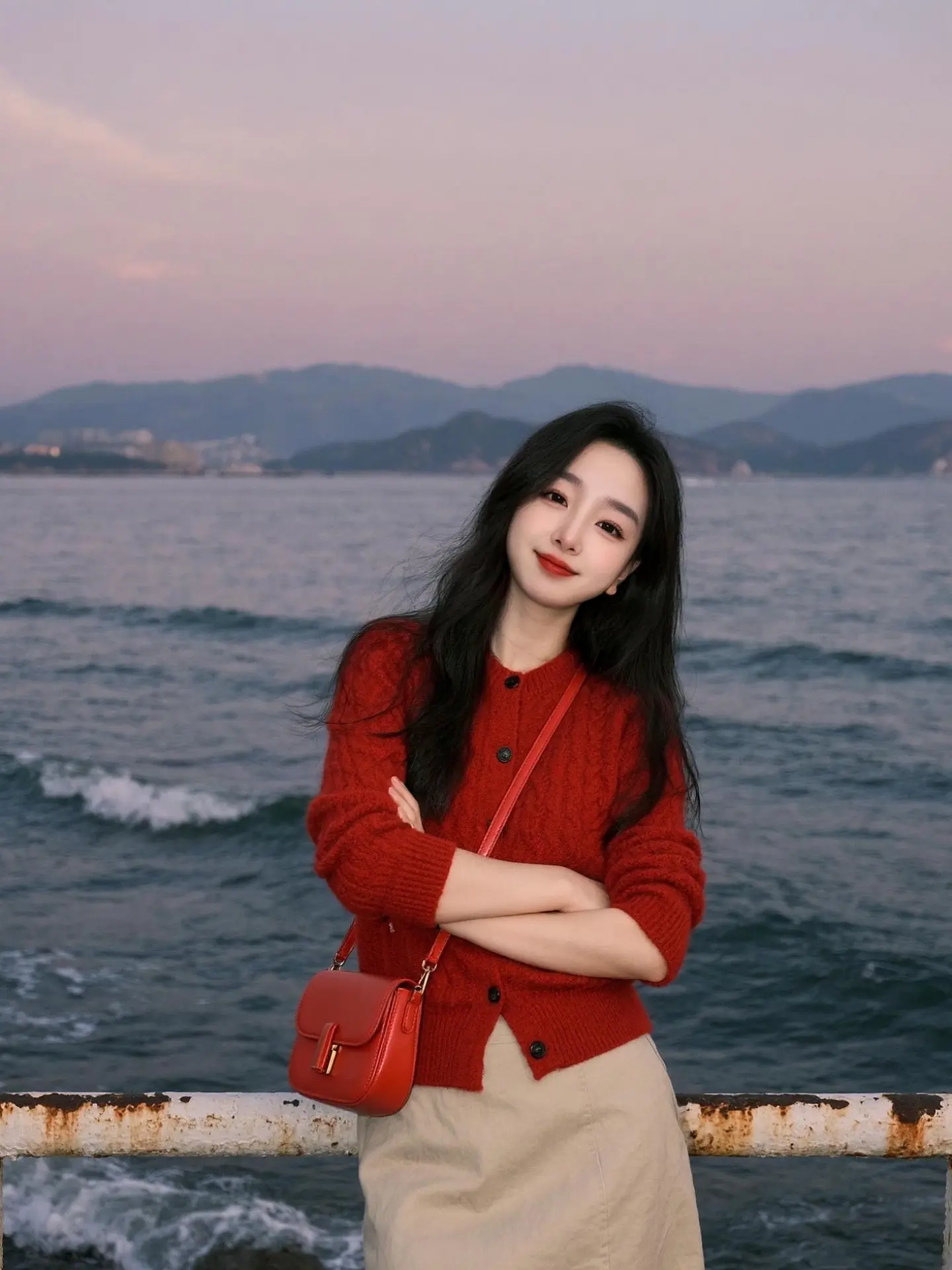 听过最温暖的一句话 爱你的人满眼都是宠溺与心疼 不爱你的人满眼都是欲望...