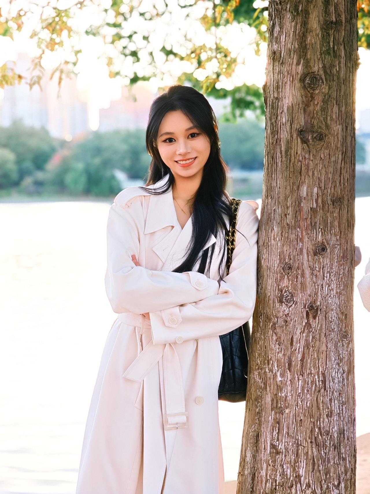 长沙街拍📷-烈士公园水杉林
设备：Xiaomi 15 Ultra
长沙约拍 长