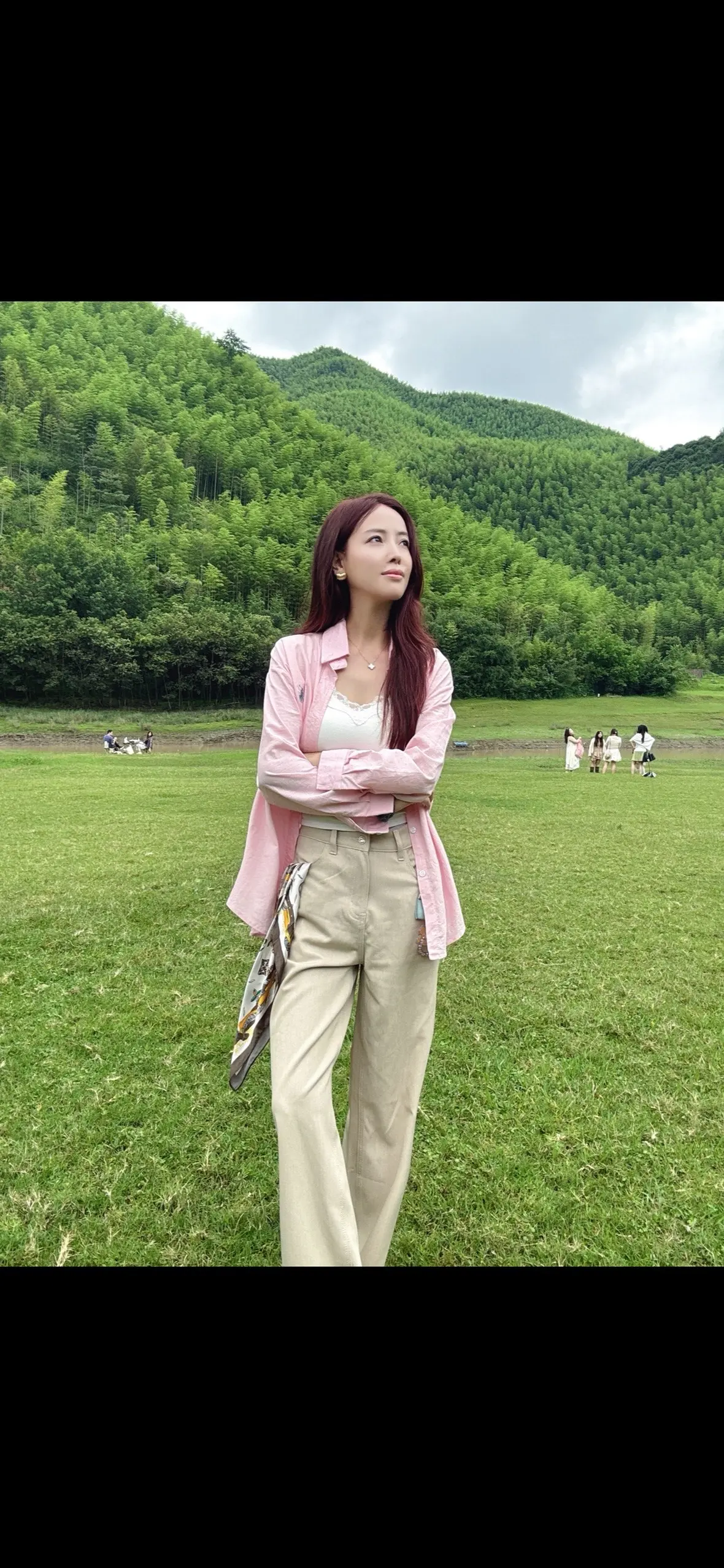 换首歌。😂，出来带你去撒野。