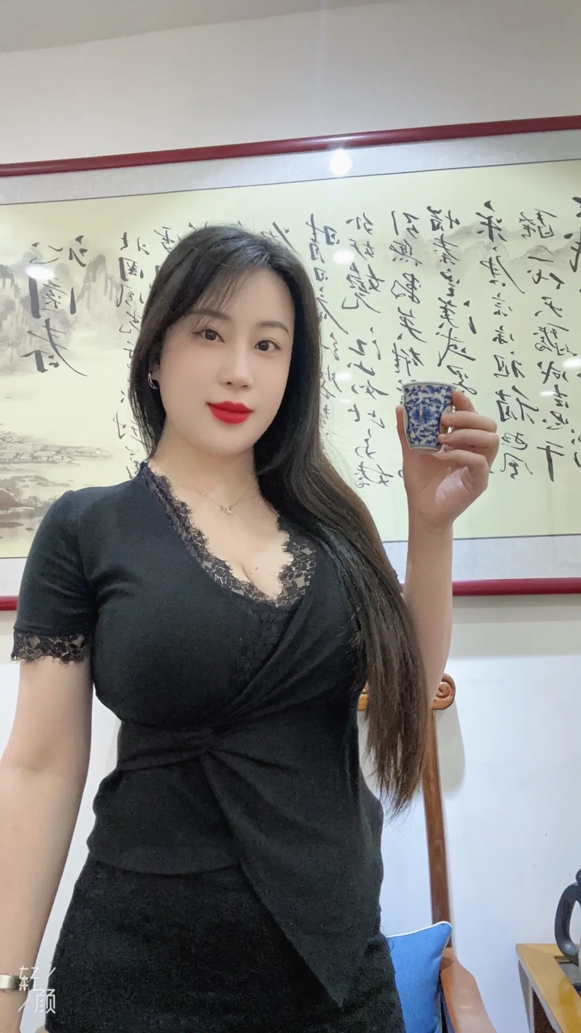 品酒 品酒品人生 优雅气质 女人味 喝茶养生