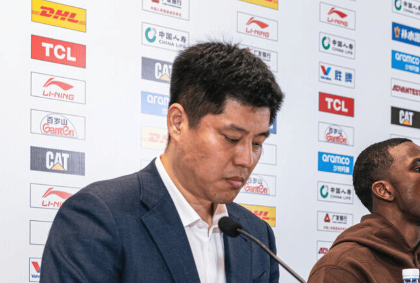 潘江：开局大家压力很大，我们一直在鼓励大家放开手脚去做