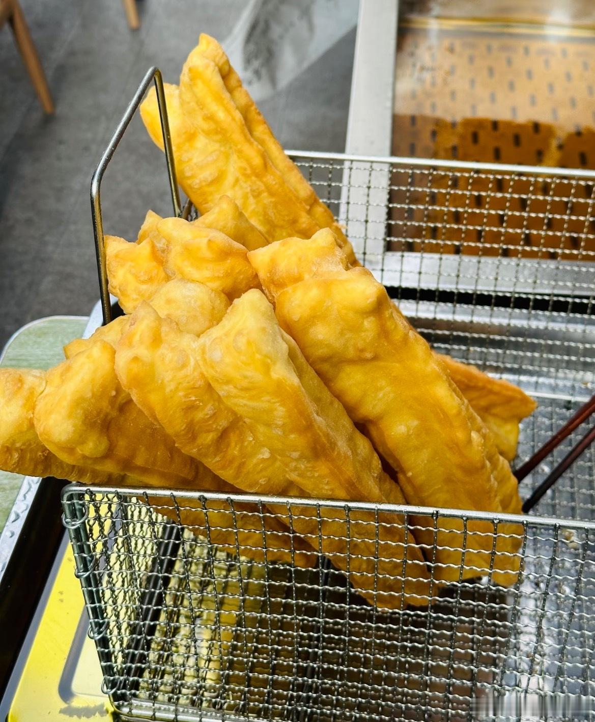 今天从淹死一根油条开始啦～ 