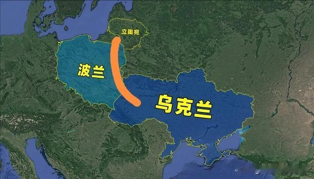乌克兰：前方吃紧，后方紧吃！

泽连斯基的又一亲信，在栽之前鞋底抹油逃了，克拉夫