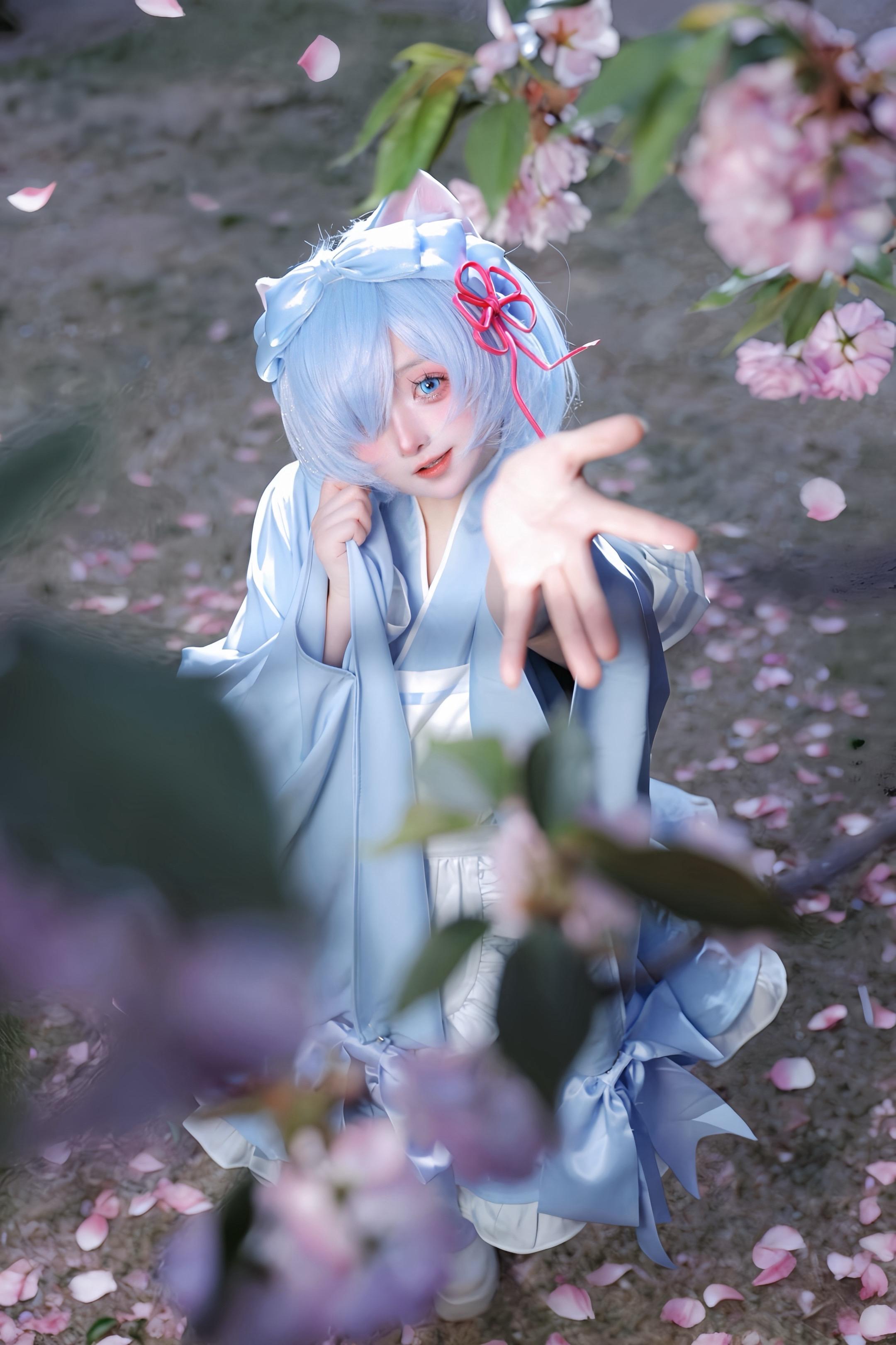 如果独自前行太艰难，蕾姆会一直陪着你💙。📷