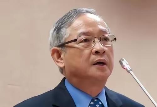 林郁方真的不要脸。林郁方亲美也就算了，还一副汉奸嘴脸，竟然大言不惭地说，大陆对台