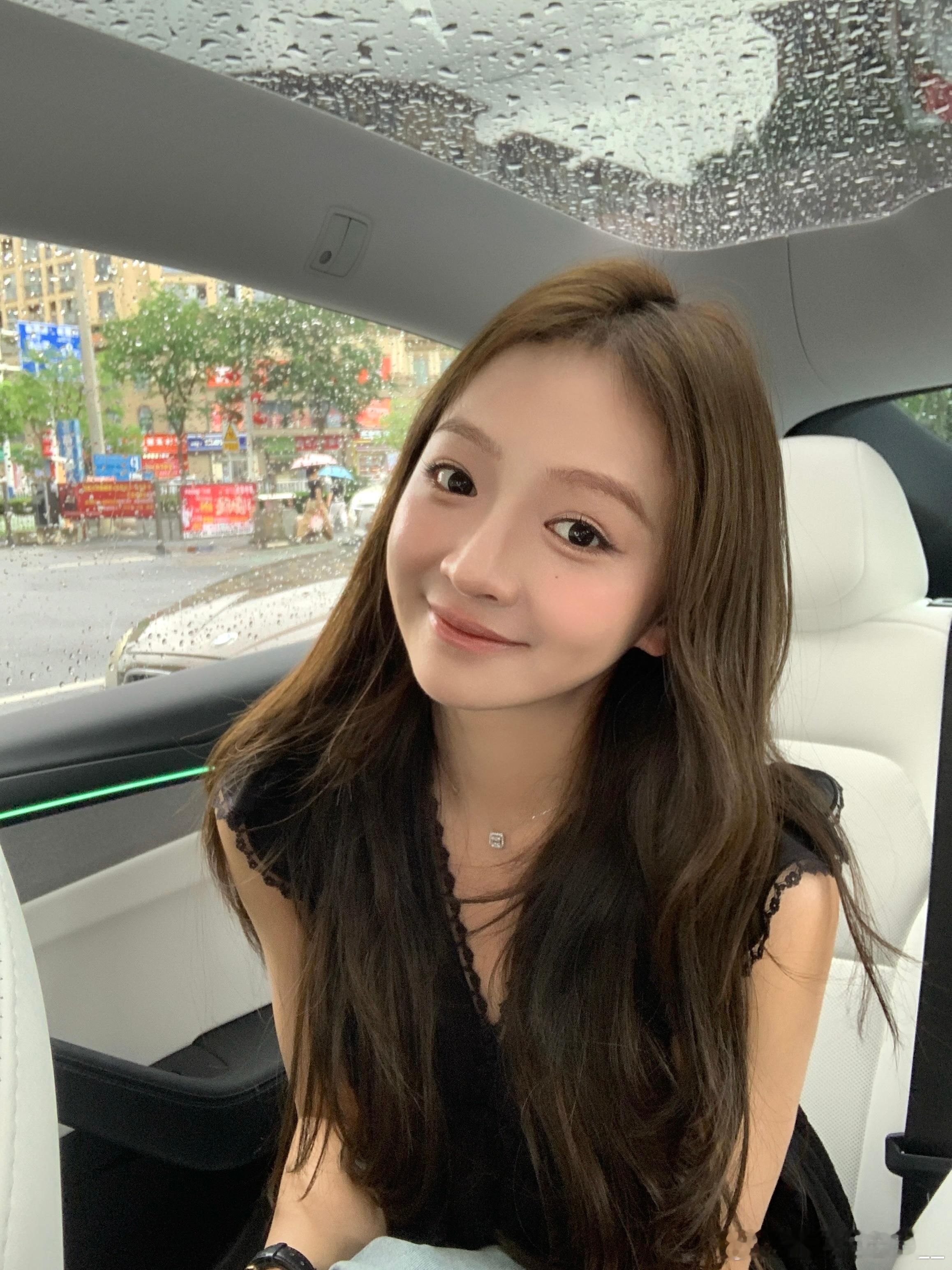 小小臭美一下！ 果然有个好闺闺 哪都能出片🤳 ​​​