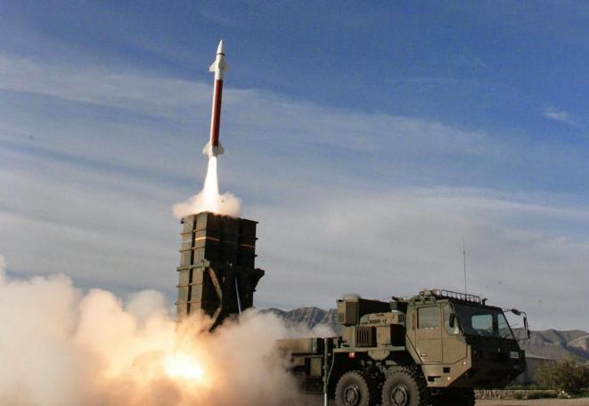 警惕！警惕！
日本武器已准备就绪！
随时可能偷袭！

日本又在琉球增派武器了。