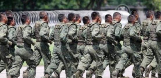 40000人阵亡，100艘战舰会被击沉？美媒：台海开战解放军伤亡惨重，大陆在军事