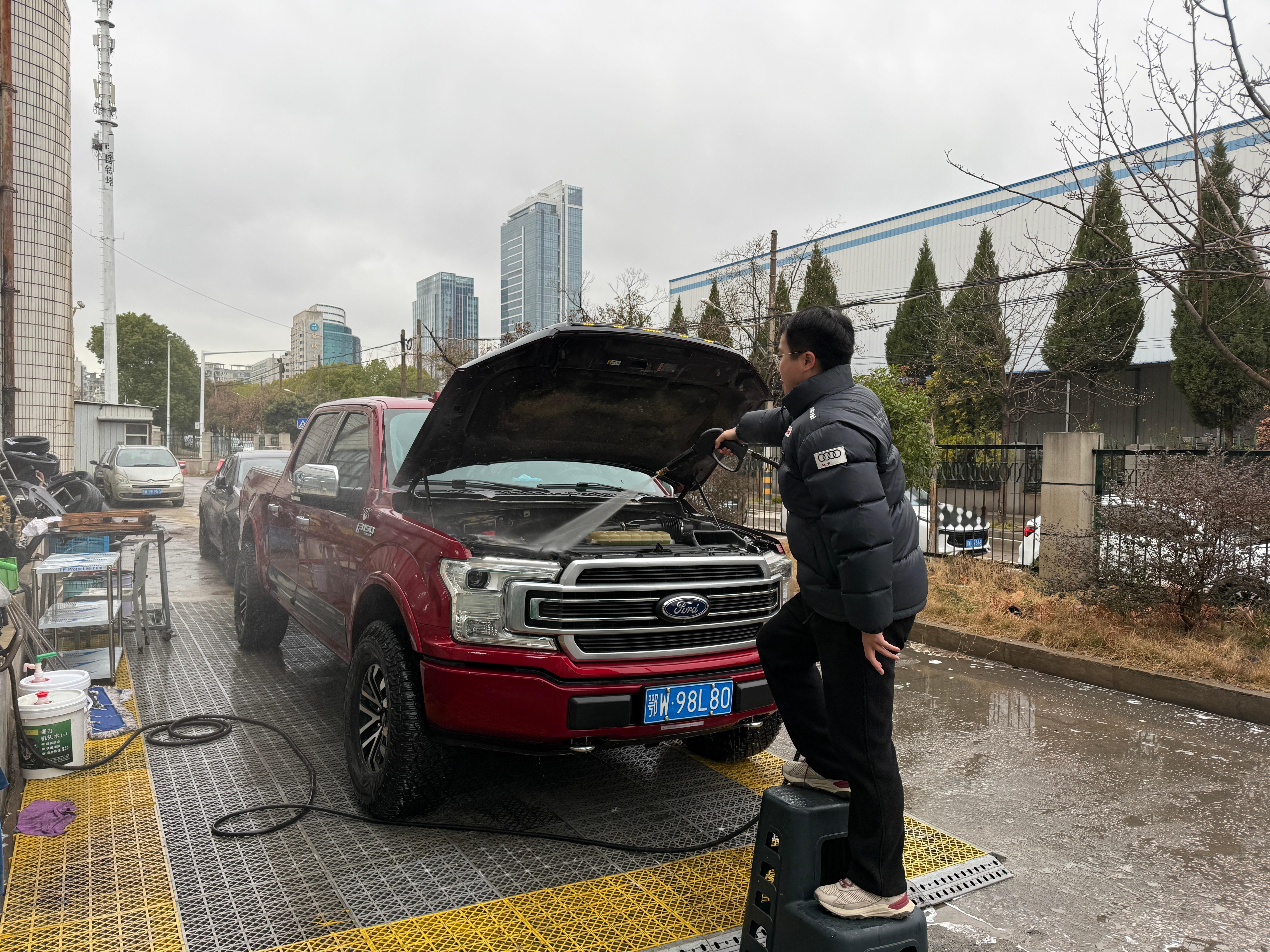 特价出一台福特F150LTD福特