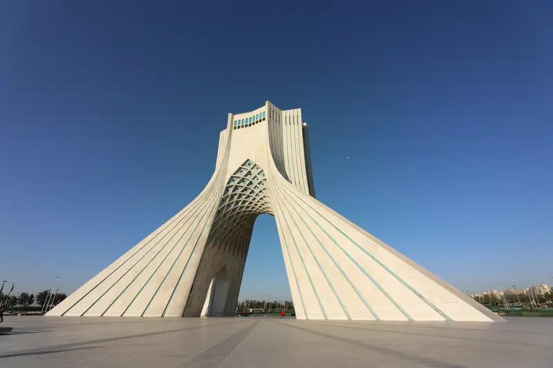 内贾德：从铁匠之子到反美旗帜，一声平安牵动整个中东
 
突发！德黑兰爆炸后，全网