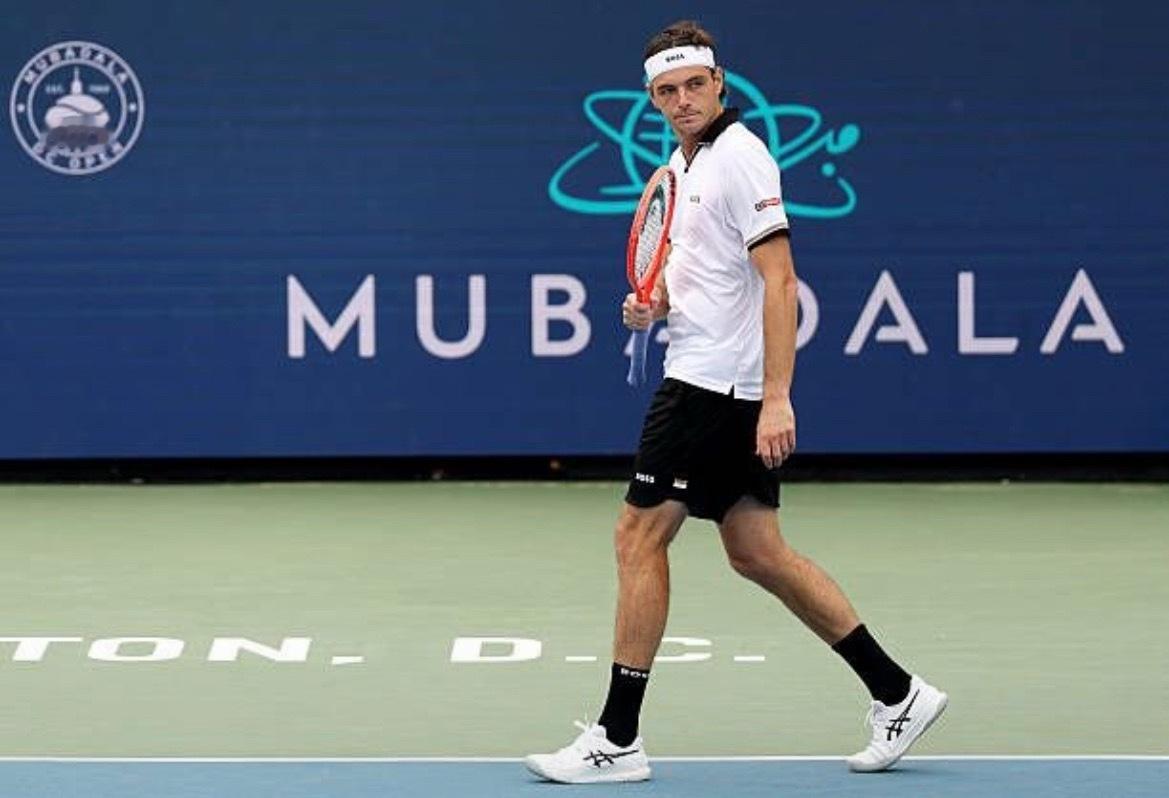 体育大赏 弗里茨2-1布兰登·中岛 ，比分为6-3 3-6 6-3泰勒本赛季晋级