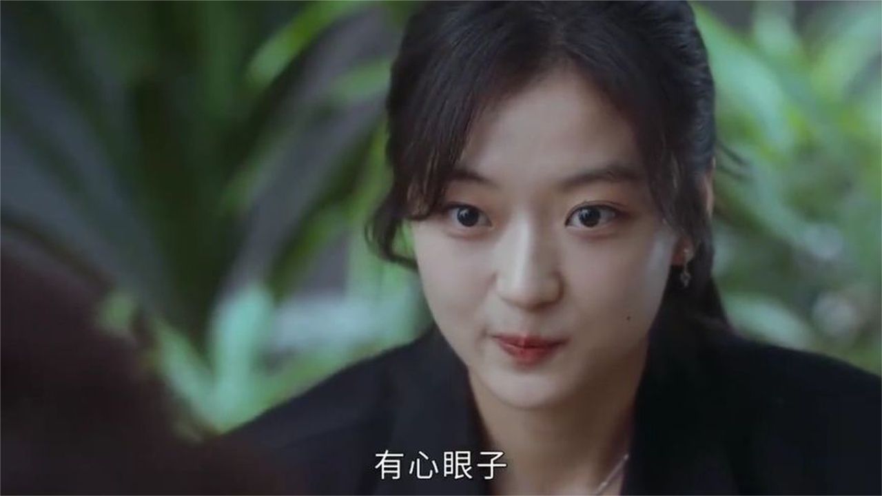 早春晴朗：尚之桃庆功宴，栾念虽迟但到，还整吃醋了哈哈