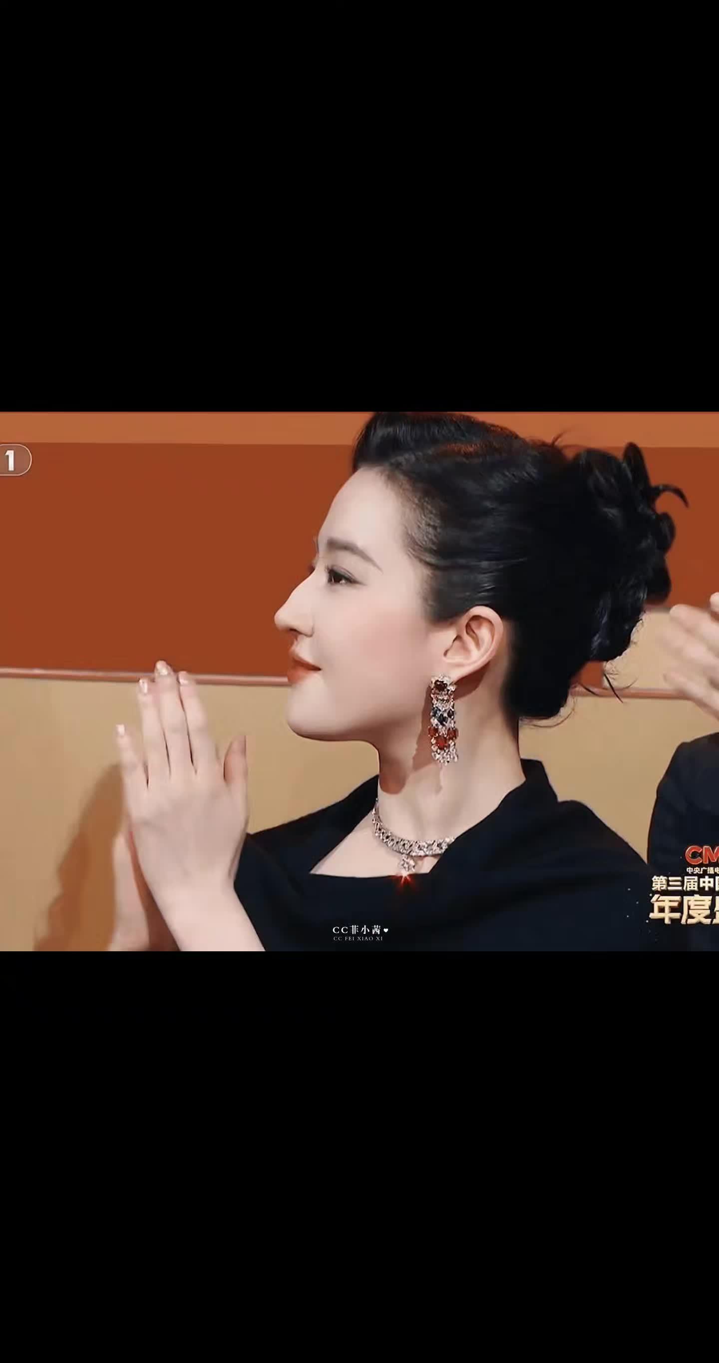九敏！带着央视镜头出圈的白月光回来了