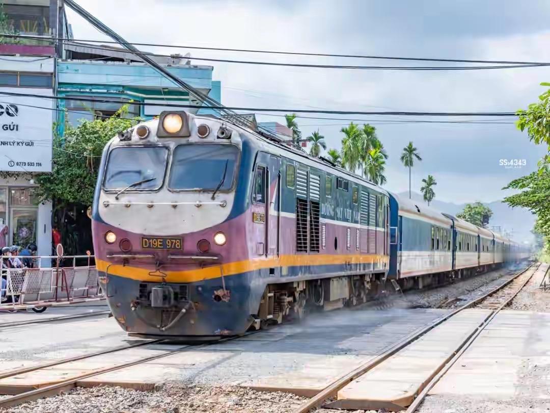 印度人在新加坡性侵菲佣
这事儿真让人惊掉下巴，说新加坡迟早会变成印度人的天下，从