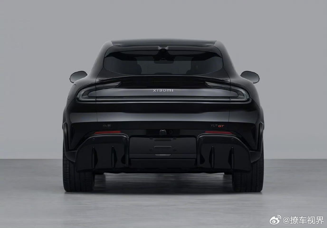 工信部车展：小米 YU7 GT！前288kW，后450kW，总功率738kW。前