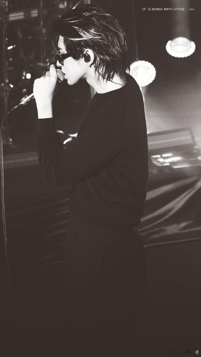 蔡徐坤全球巡回演唱会dontcall舞台蔡徐坤欧美巡演收官 蔡徐坤巴黎演唱会do