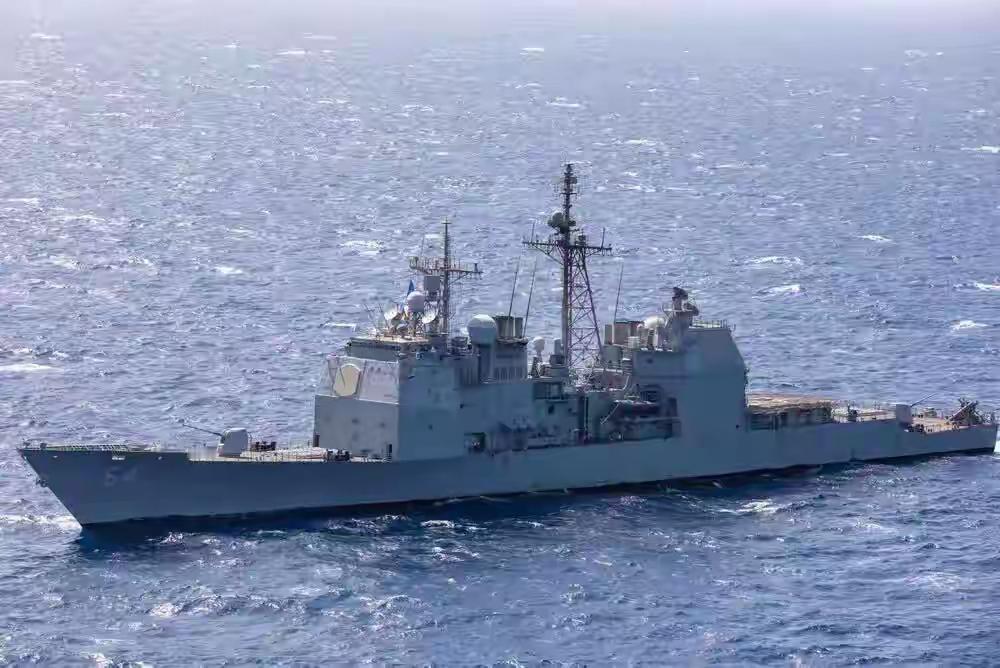 “葛底斯堡”号巡洋舰向自家战机开火
                2024年1