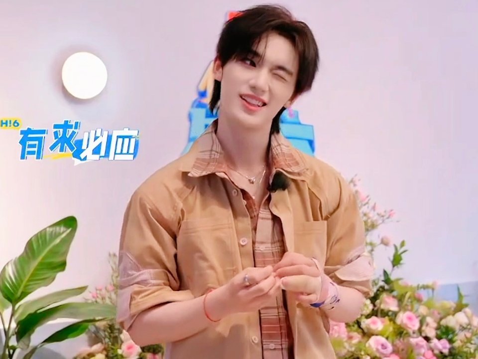 全世界最帅的人请wink😉 
