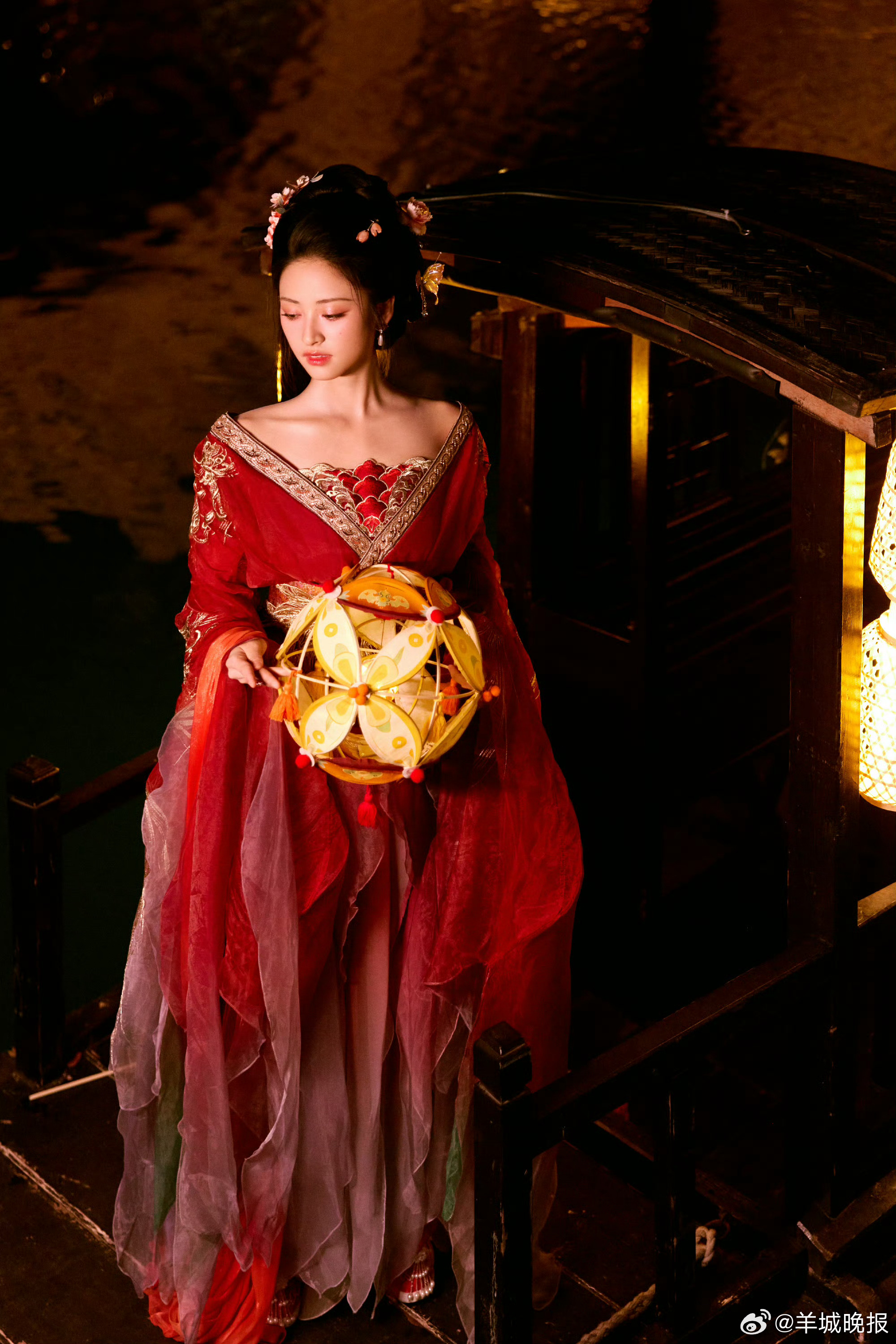 【内娱古装造型YYDS】一袭华服，美轮美奂[哇][哇]谁的古装造型，最让你满意？
