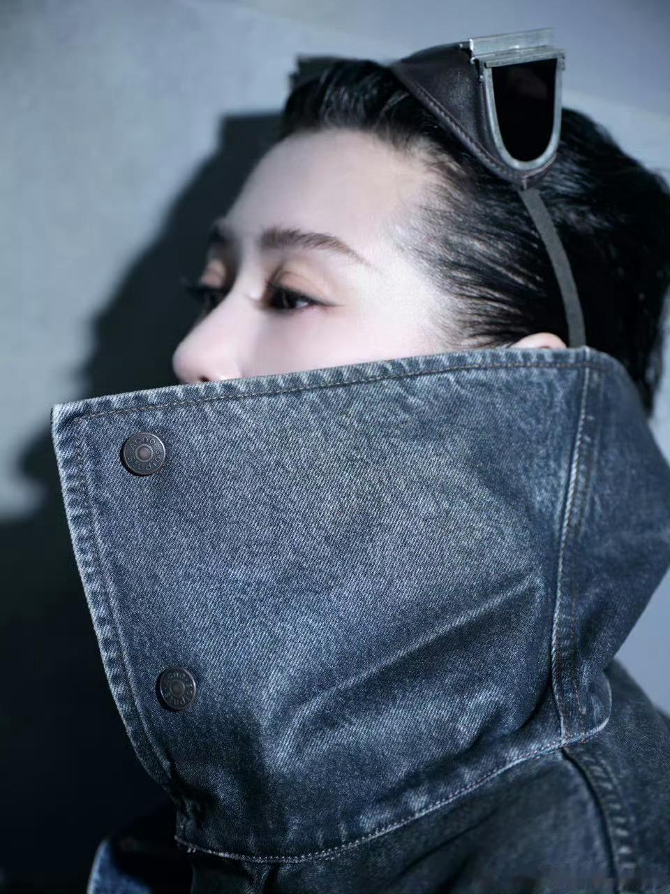 余男官宣结婚  余男 没有露面这段时间结了个婚 哇！一下爆了个大惊喜，恭喜余南找