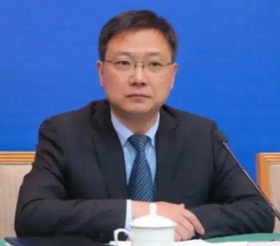 《赞马书记的四个朋友圈》
 
         在淄博这片充满活力与温情的土地上
