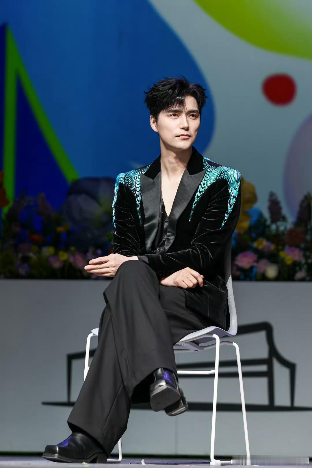 春日的美好，因艺术而更加生动。和自在春天艺术节 推广大使共赴春日的艺术盛宴，感受