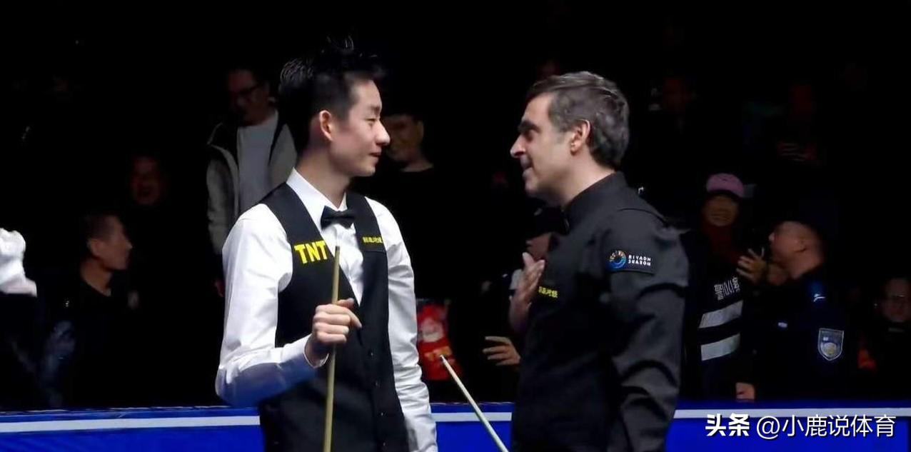 决胜局一杆选错，
小吴真输在这了！
 
4-5落后到赛点，
机会抓得特别拼。
关