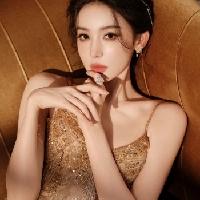 我的今日状态：😁轻松愉快
我这里的天气：☀️晴天
美女明星穿搭写真