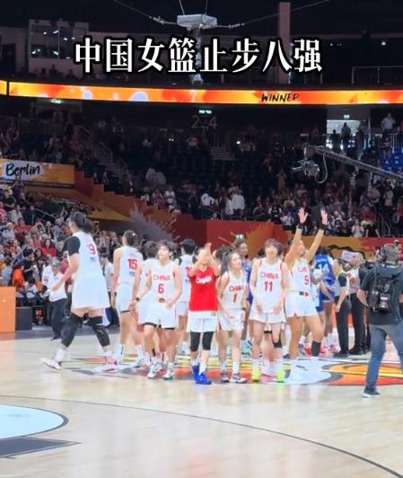 中国女篮止步八强，宫鲁鸣又被攻击！[太阳]

四强席位已经落定，美国、西班牙、德