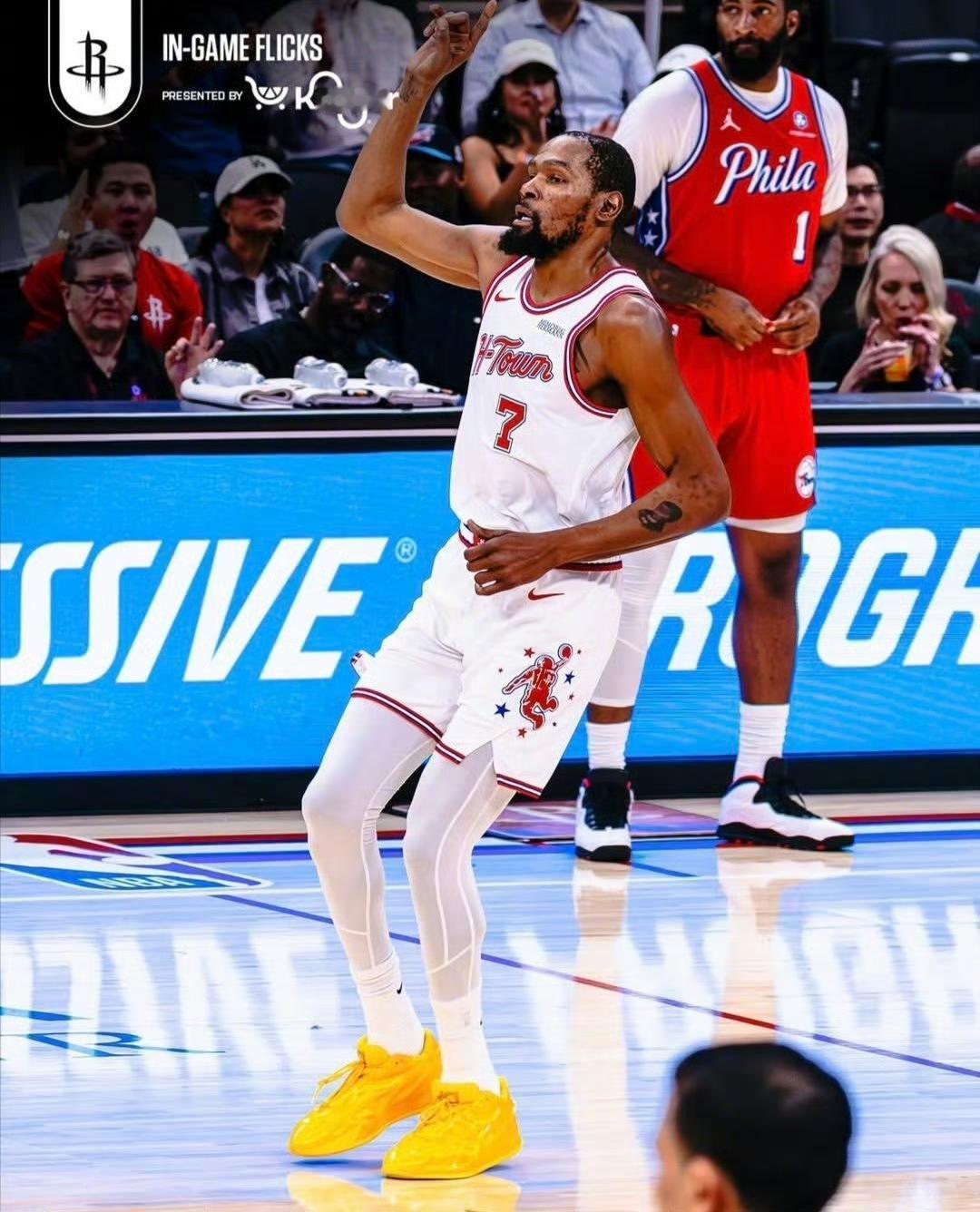 火箭113:102惊险拿下76人八连胜。🔥
火箭从领先28优势到末节差点崩盘这