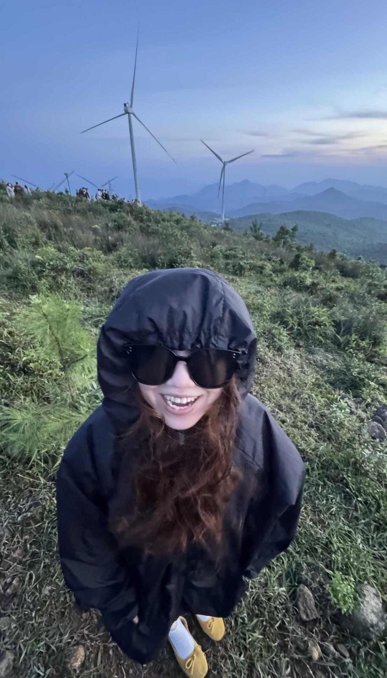 谁说山顶不能玩泥巴？🌧️
又是一次没蹲成功的日出云顶山 爬山拍照 上班不如上山