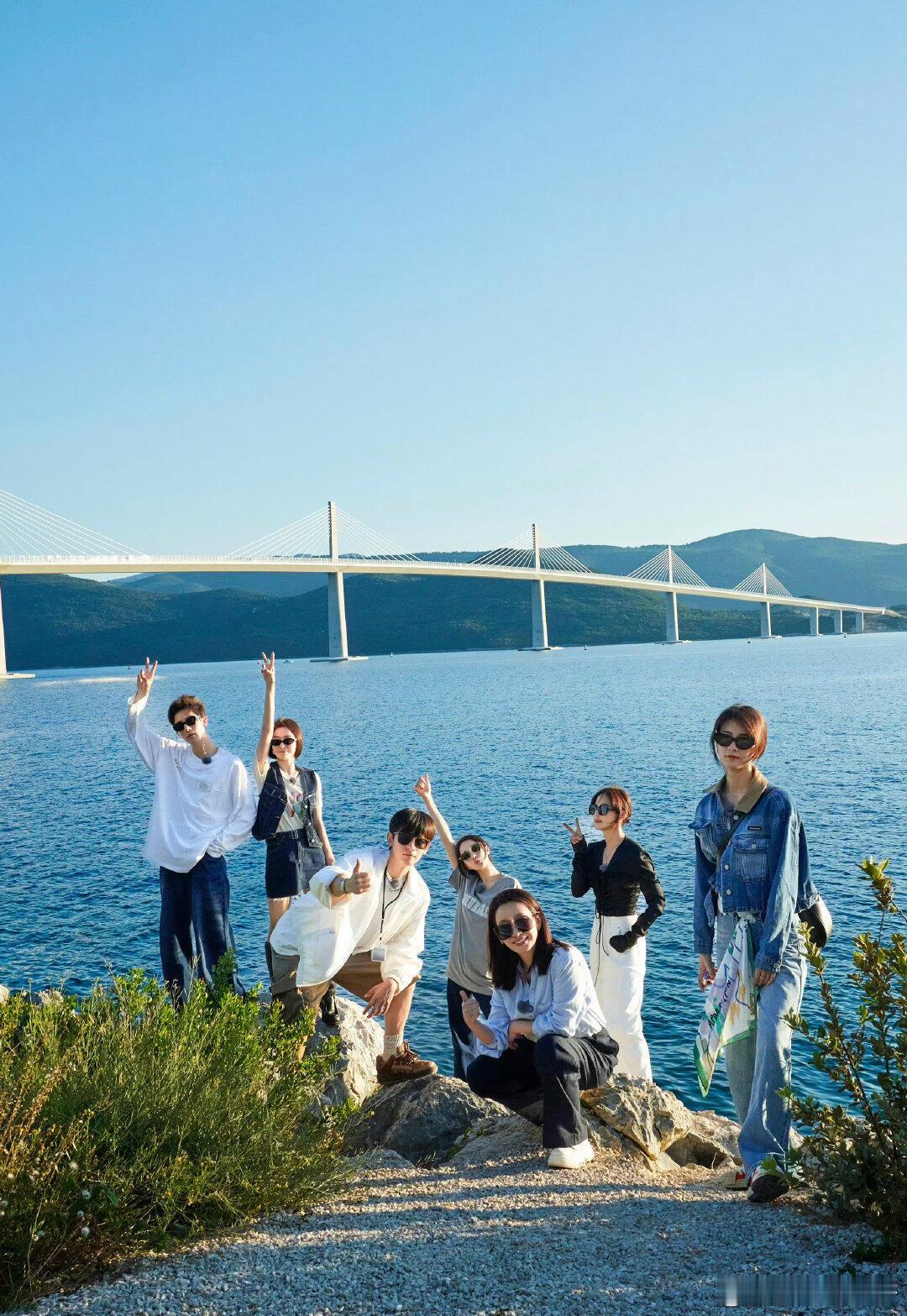 说走就走或许不难，难的是遇到同频的朋友。“请相信相遇不一定有结局，但一定有意义”