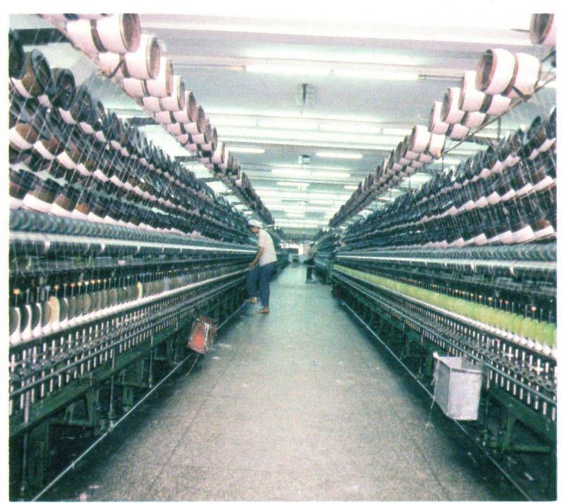 2月21日消息，玻璃纤维短缺状况加剧，制造商即将掀起第二轮涨价潮。供应商与业内人