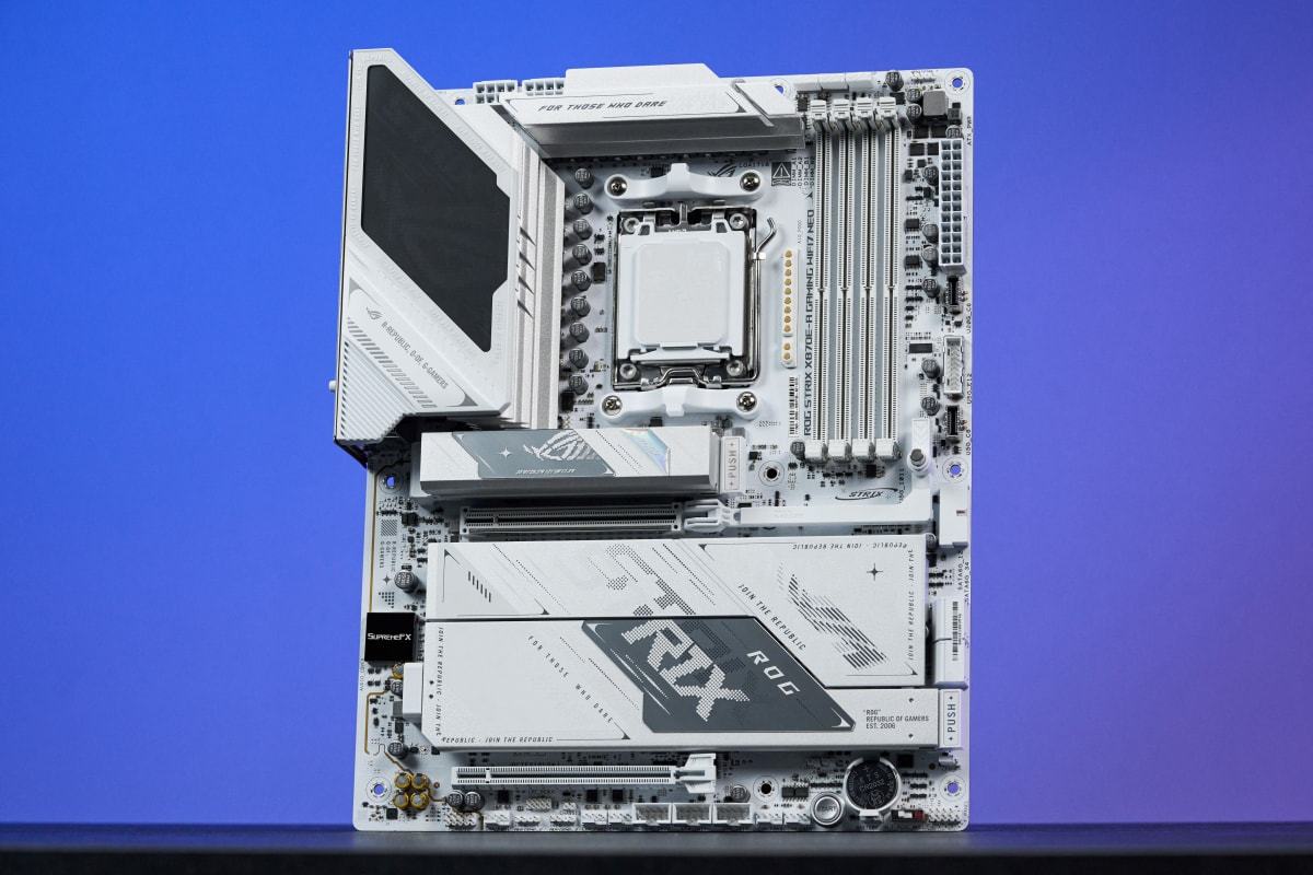 华硕为旗下X870系列主板发布beta版BIOS支持EXPO v1.2AMD刚刚