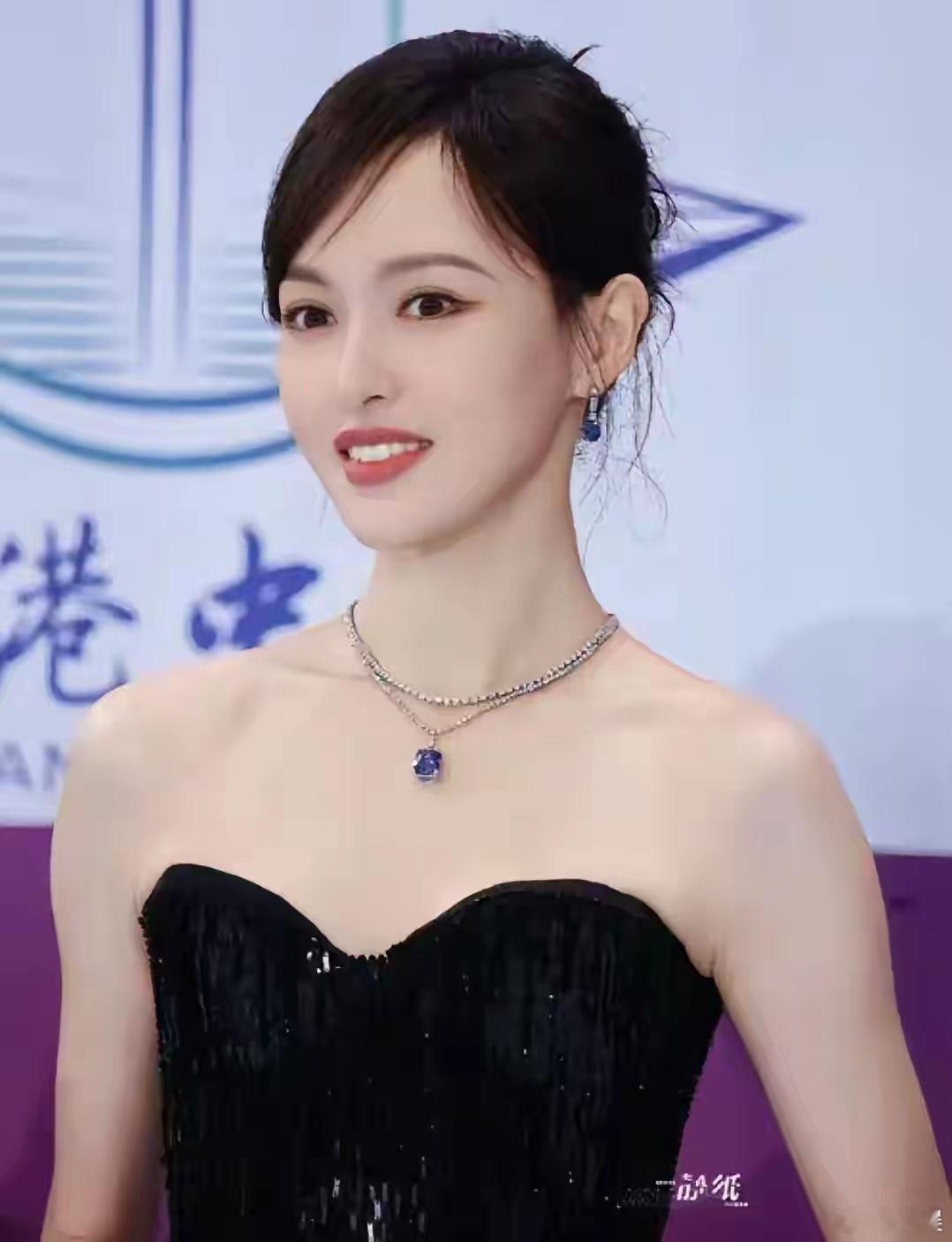 唐嫣本来想凭借《繁华》提高自己在85🌸的地位，结果颗粒无收1、2024年6月，