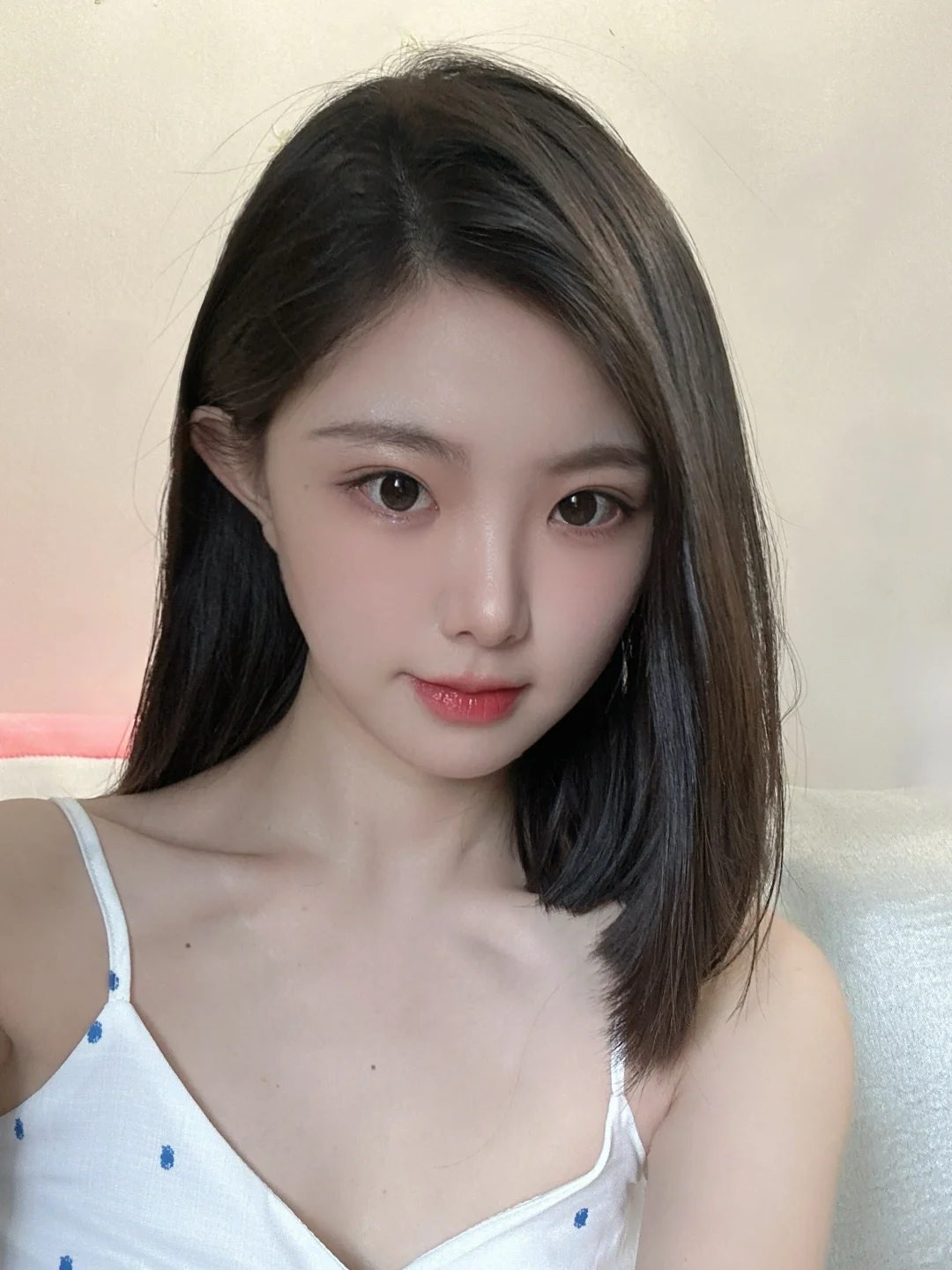 韩女氛围自拍我悟了🥰