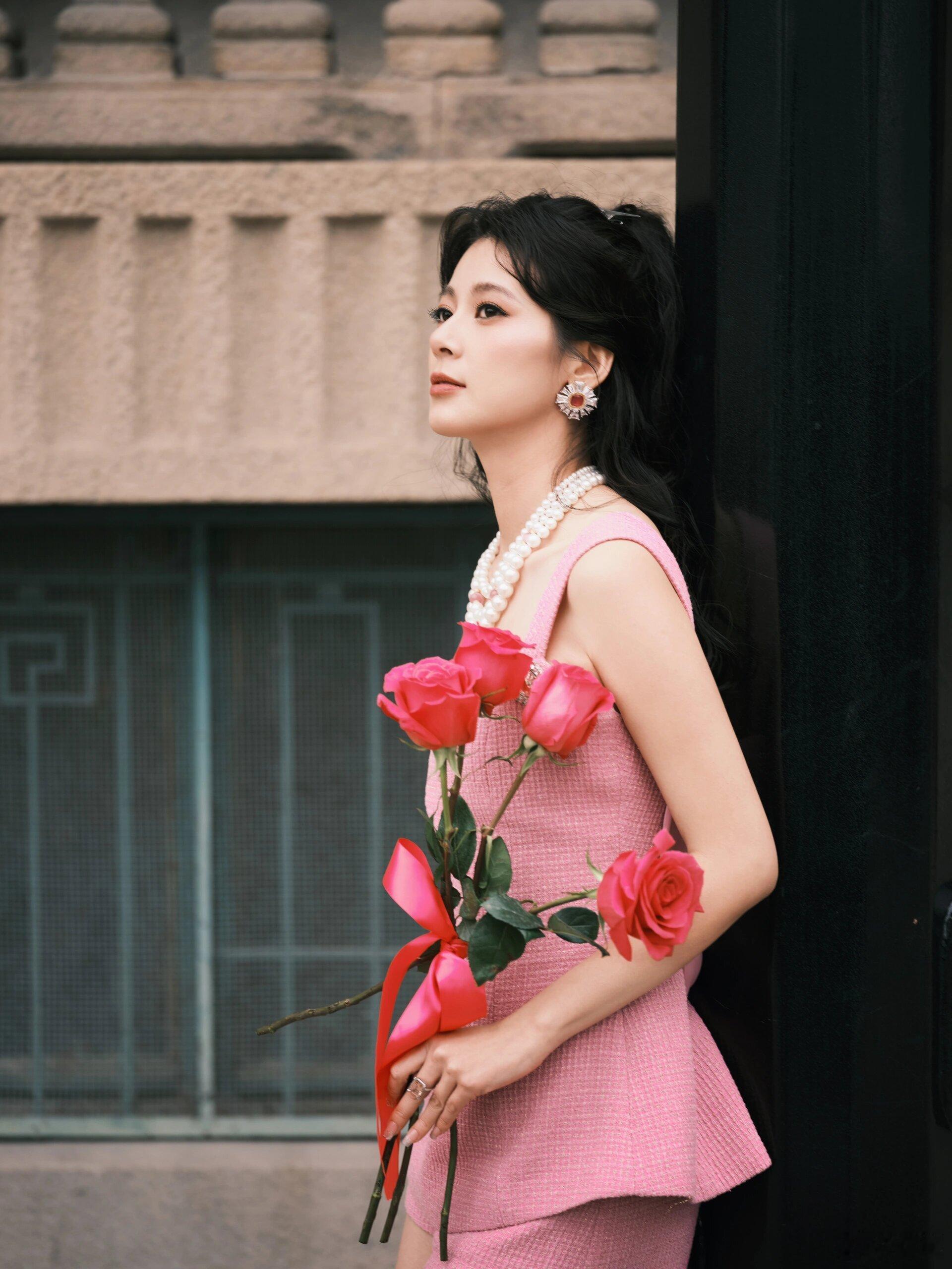 赵昭仪 💖 ​​MAC大子弹头走秀，芭比少女，青春活力 ​​​