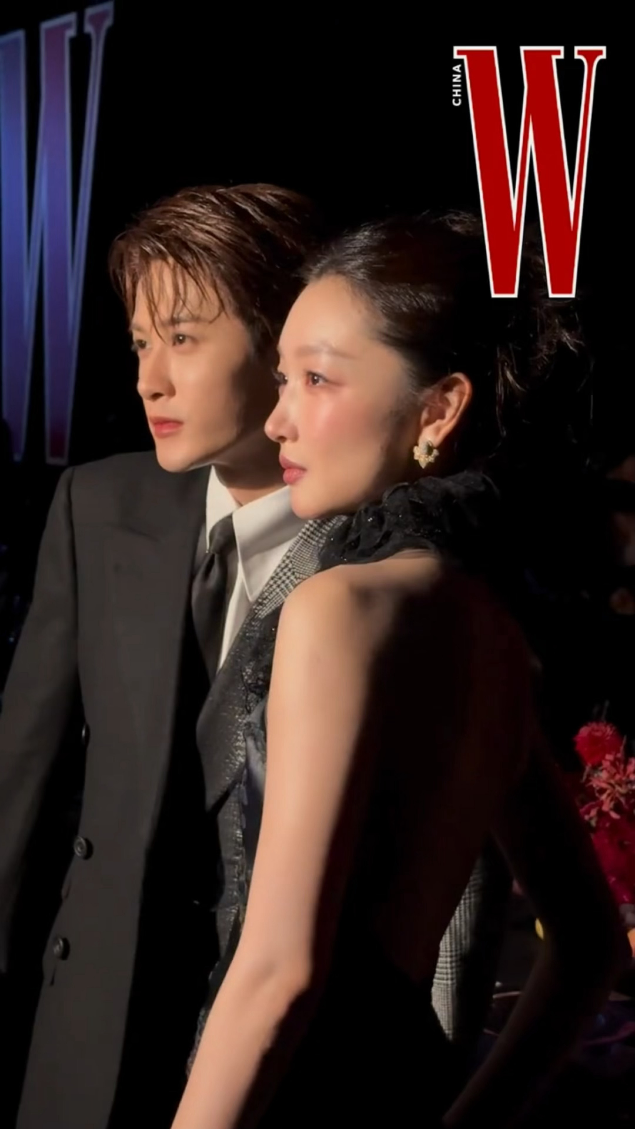 檀健次周冬雨W盛典晚宴同框live图，檀健次好帅呀！[羞嗒嗒]W盛典内场 ​​​