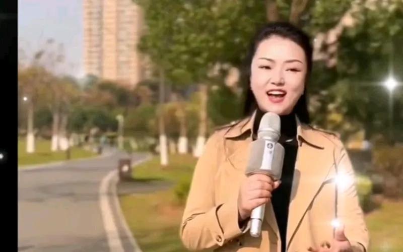 罗姣的嗓音不输知名歌唱家

凭心而论，业余歌手罗姣有一副上天赐给的天籁般的嗓子，