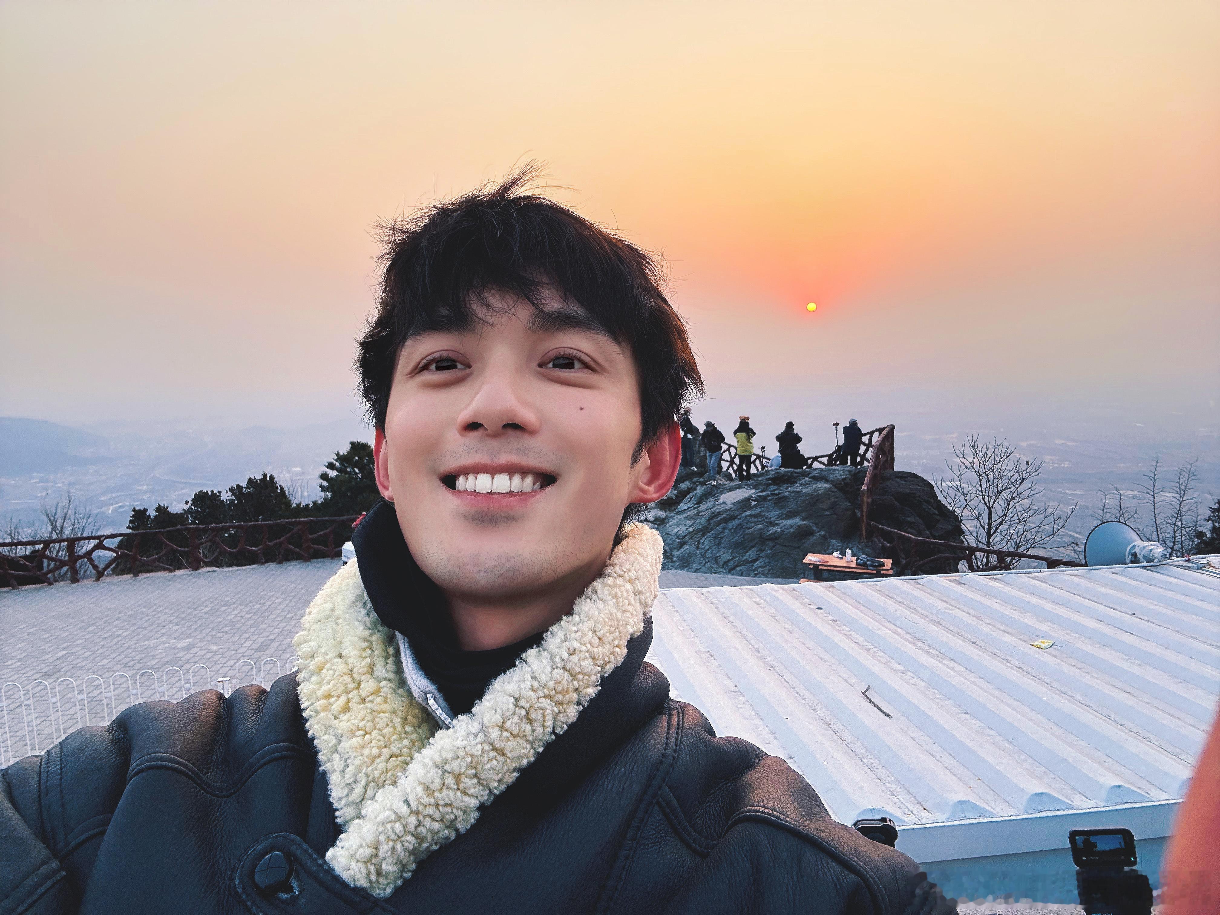 吴磊ted式演讲吴磊演讲风格满满的TED分享会既视感✨全程娓娓道来，没有堆砌华丽
