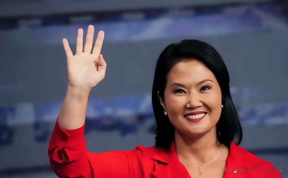 秘鲁总统：藤森女儿能问鼎吗？

右翼藤森庆子和左翼桑切斯将进入最后票选阶段。藤森