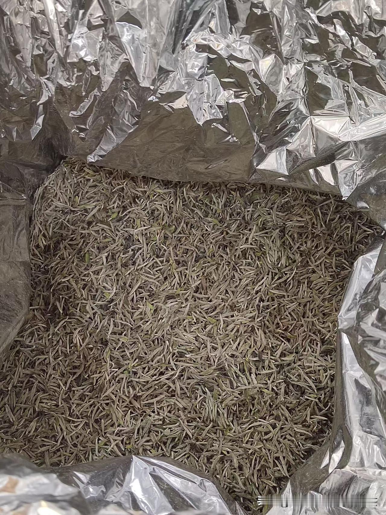 2025年中期银针有量
开店客户批发客户来咯，价ge美丽🤩