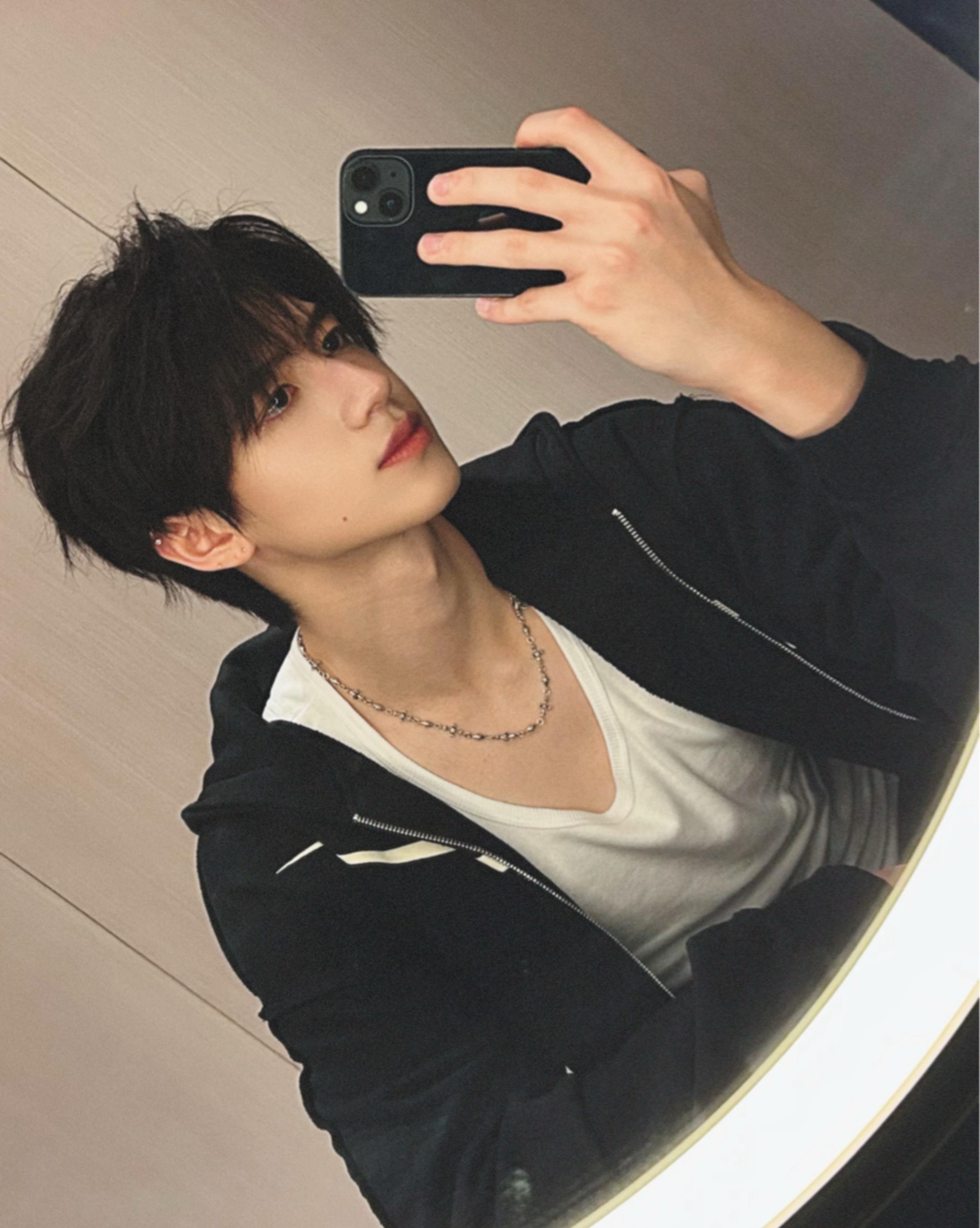 朱志鑫跳BoyInLuv了朱志鑫会跳多跳[期待]好权威的一张脸 ​​​