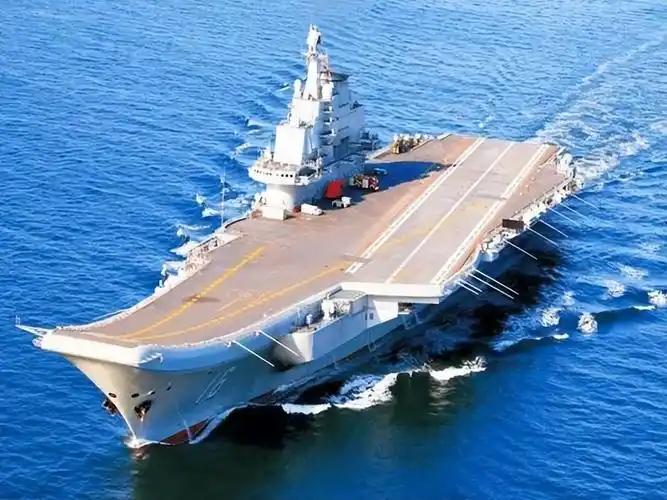 三艘航母同时坐镇海上，歼-20具备远程隐身突防能力，东风系列导弹形成强大战略威慑