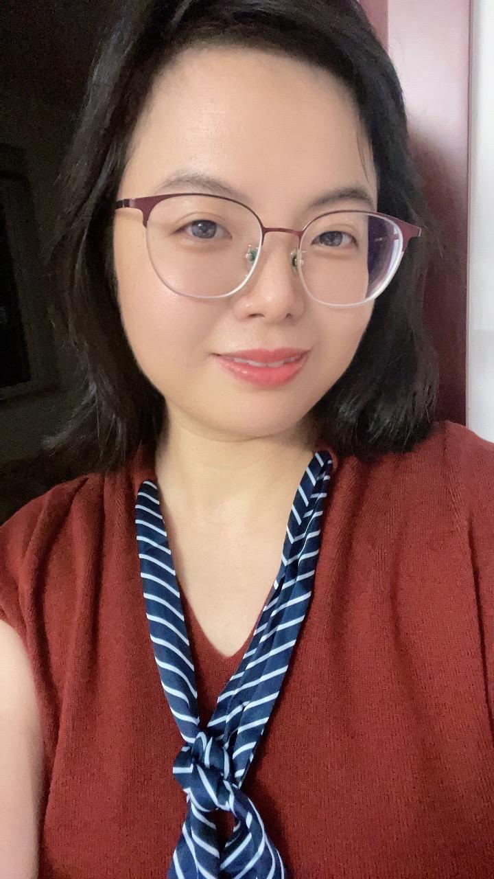 人到中年，有个喜欢的人真的太重要了。当你打算稀里糊涂的过完余生，这个人...