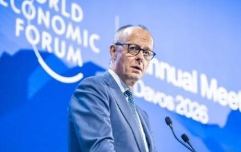 德波彻底闹掰，1月27号是缅怀大屠杀遇难者的日子，也是奥斯威辛集中营解放81周年