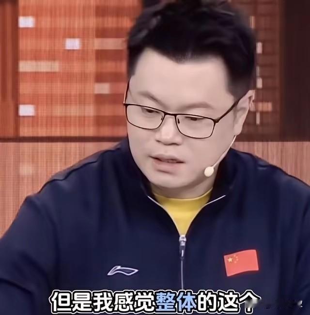 孙颖莎为何不是女队队长？侯英超这番话说的很明白了！

他说:女队就一任队长丁宁，